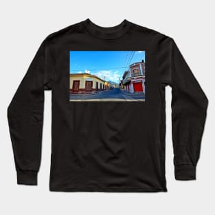 Nicaragua - Rue de Somoto Long Sleeve T-Shirt